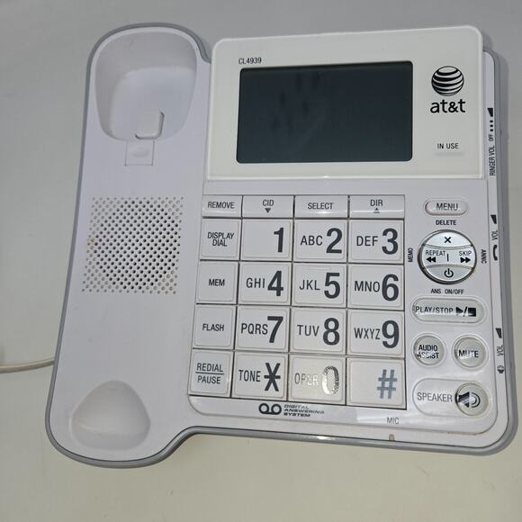 AT&T CL4939 5.8 GHz Single Line Corded Speakerphone Phone w/ Digital Answering - Picture 13 of 16